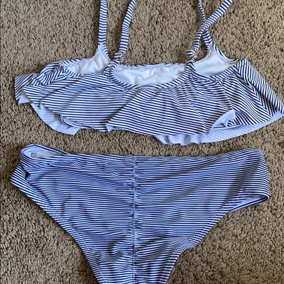 bikini set - Picture 2 of 2